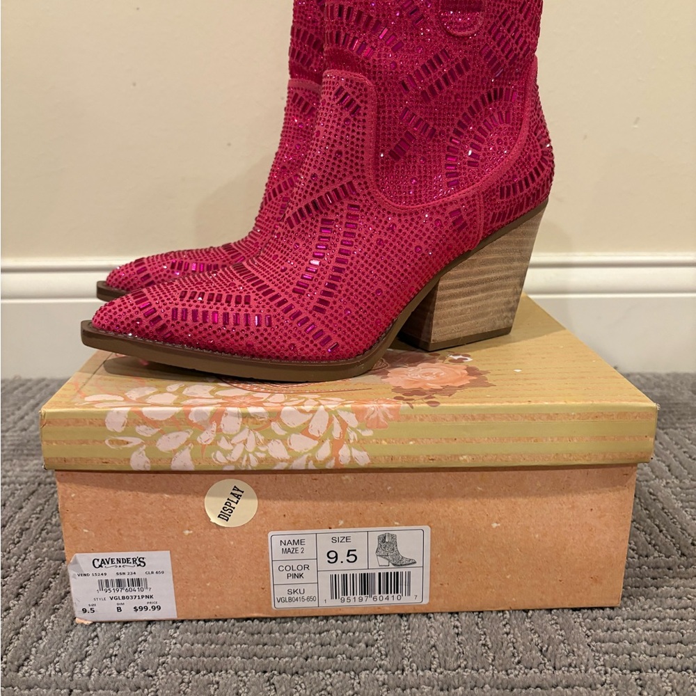 Lryweisy Rhinestone Cowboy Boot